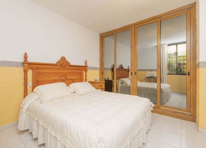 Resale - House - Detached Villa - Marbella - Las Chapas