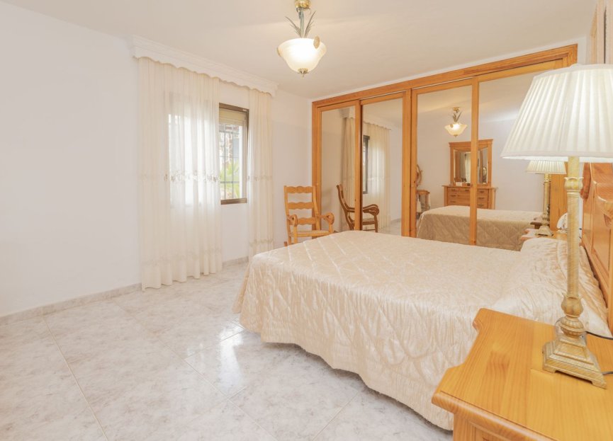 Resale - House - Detached Villa - Marbella - Las Chapas