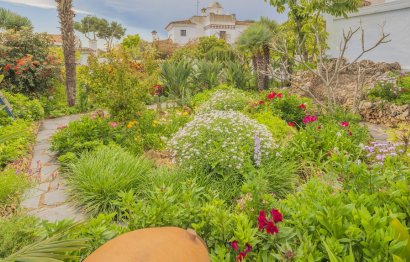 Resale - House - Detached Villa - Marbella - Las Chapas