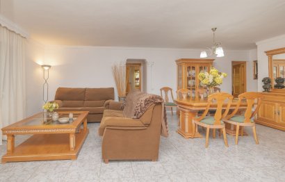 Resale - House - Detached Villa - Marbella - Las Chapas