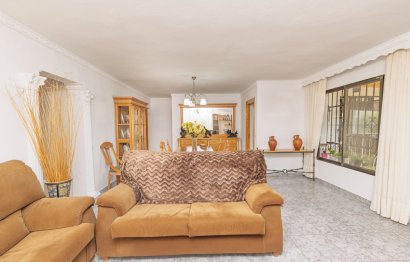 Resale - House - Detached Villa - Marbella - Las Chapas