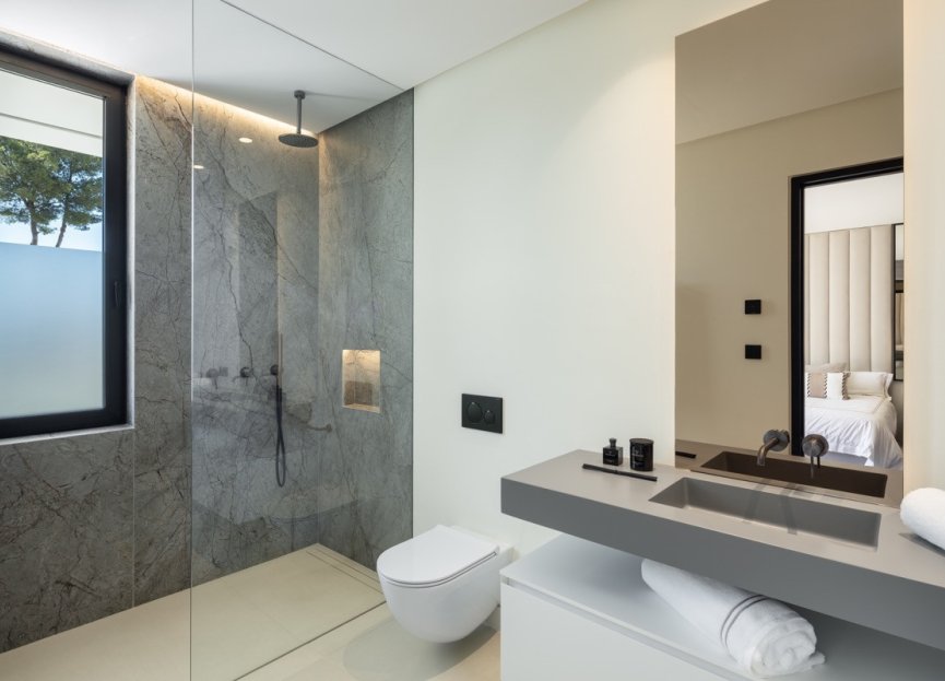 Reventa - House - Detached Villa - Marbella - Nueva Andalucia