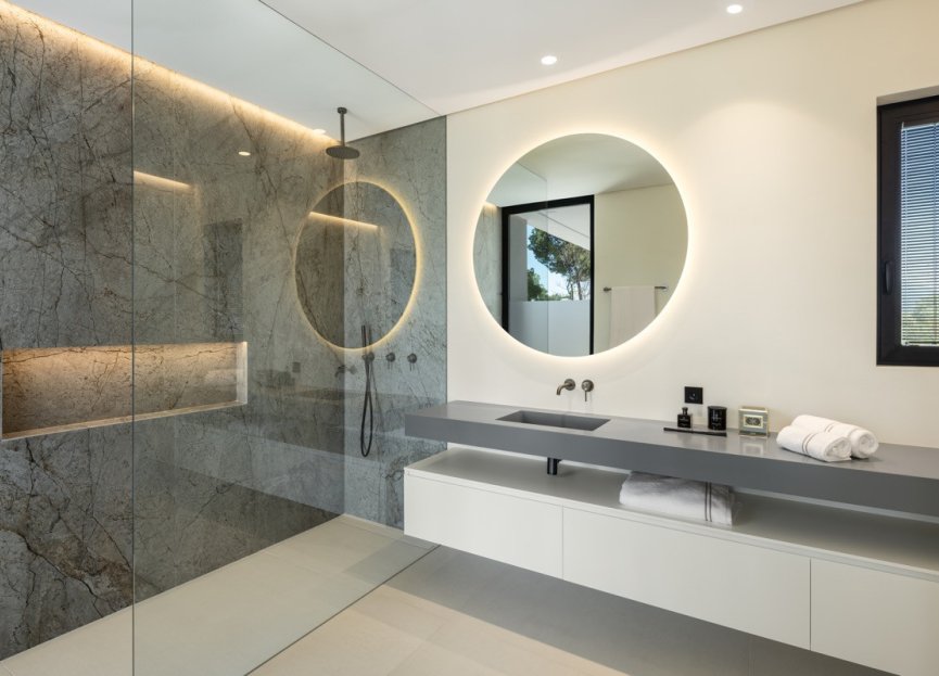 Reventa - House - Detached Villa - Marbella - Nueva Andalucia