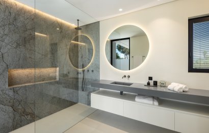 Reventa - House - Detached Villa - Marbella - Nueva Andalucia