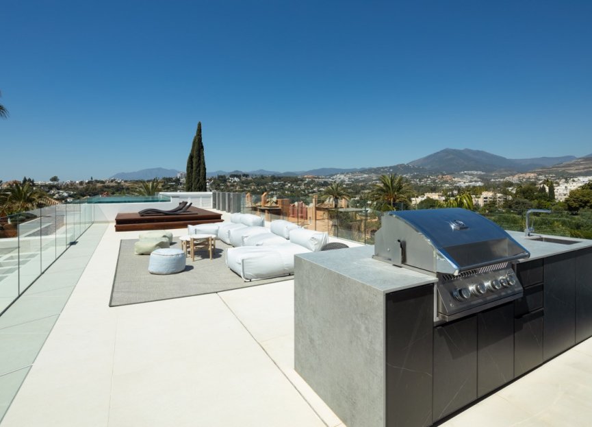 Reventa - House - Detached Villa - Marbella - Nueva Andalucia