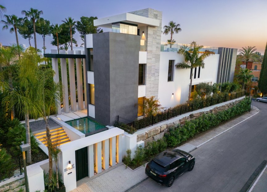 Reventa - House - Detached Villa - Marbella - Nueva Andalucia