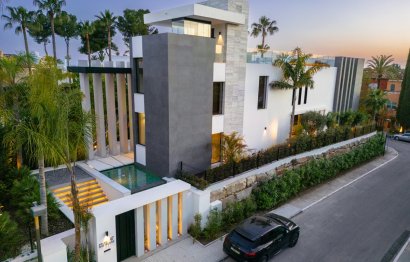 Reventa - House - Detached Villa - Marbella - Nueva Andalucia