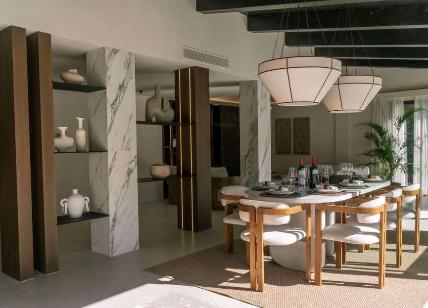 Resale - House - Detached Villa - Marbella - Nueva Andalucia