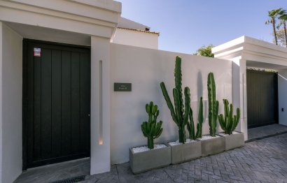 Resale - House - Detached Villa - Marbella - Nueva Andalucia