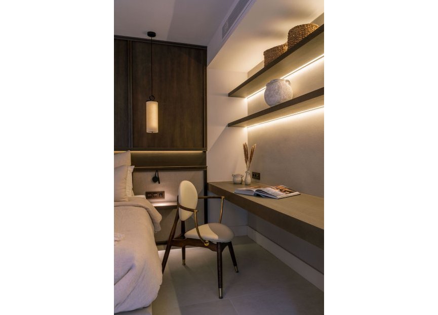 Resale - House - Detached Villa - Marbella - Nueva Andalucia