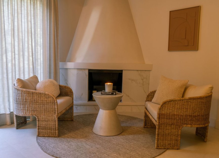 Resale - House - Detached Villa - Marbella - Nueva Andalucia