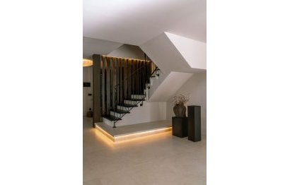 Resale - House - Detached Villa - Marbella - Nueva Andalucia