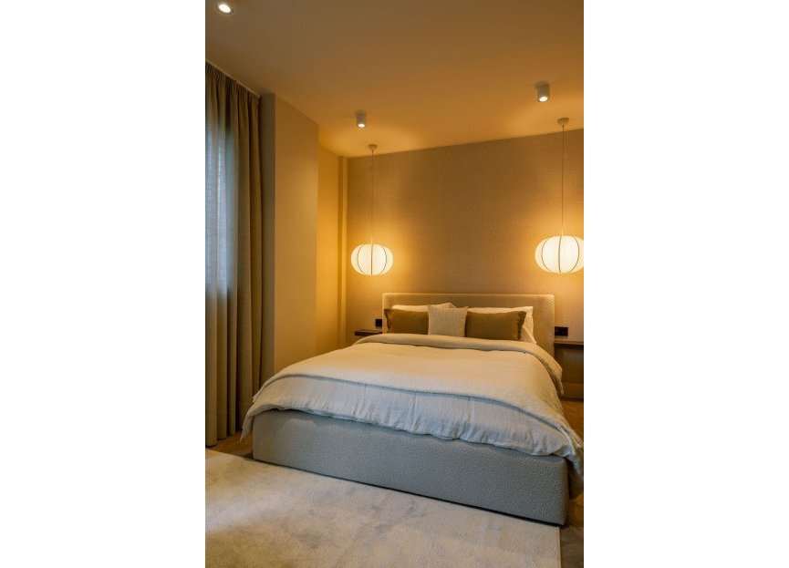 Resale - House - Detached Villa - Marbella - Nueva Andalucia