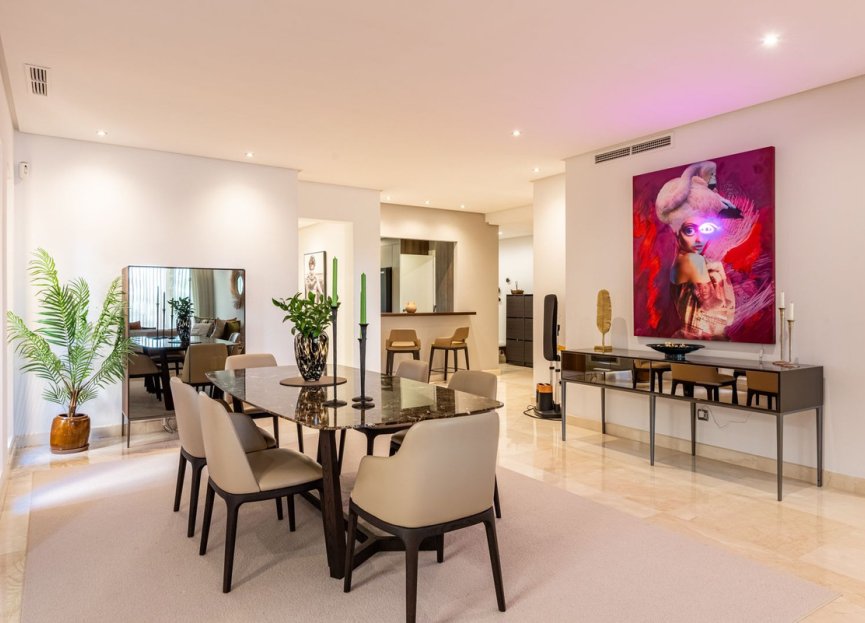 Resale - Apartment - Middle Floor Apartment - Marbella - Sierra Blanca