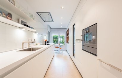 Resale - Ground floor apartment - Estepona - Estepona Centro