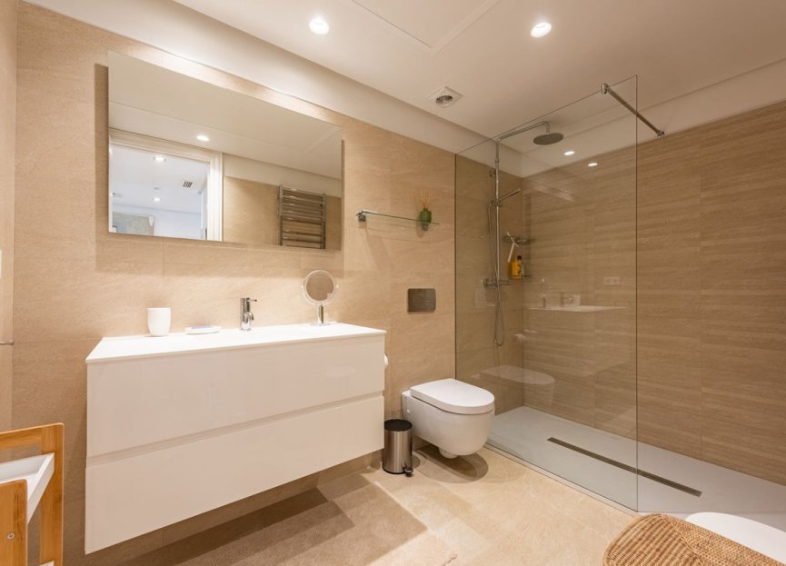 Resale - Ground floor apartment - Estepona - Estepona Centro