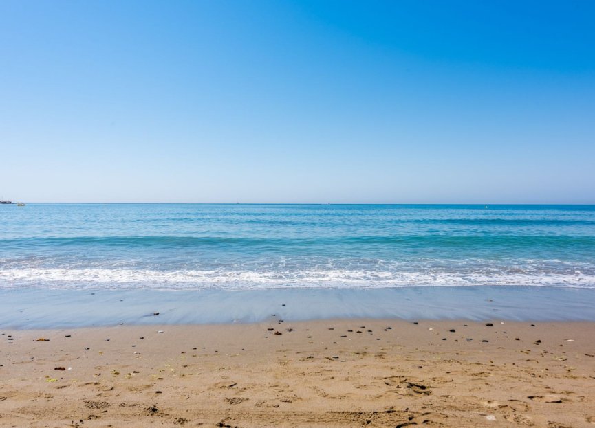 Resale - Ground floor apartment - Estepona - Estepona Centro