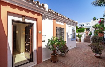 Resale - Apartment - Top Floor Apartment - Marbella - Nueva Andalucia