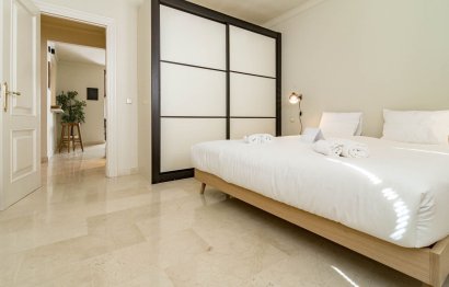 Resale - Apartment - Top Floor Apartment - Marbella - Nueva Andalucia