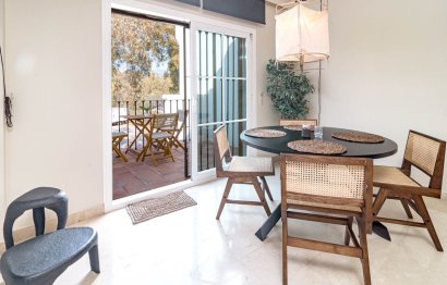 Resale - Apartment - Top Floor Apartment - Marbella - Nueva Andalucia
