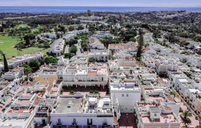 Resale - Apartment - Top Floor Apartment - Marbella - Nueva Andalucia