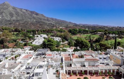 Resale - Apartment - Top Floor Apartment - Marbella - Nueva Andalucia