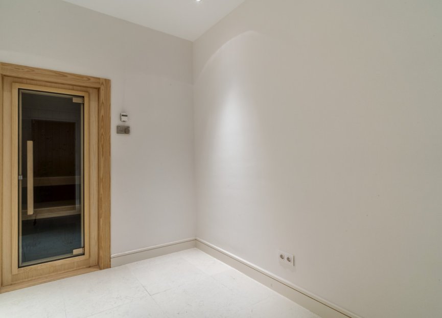 Resale - House - Detached Villa - Marbella - The Golden Mile