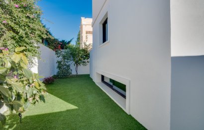 Reventa - House - Detached Villa - Estepona - Costalita