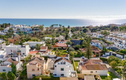 Reventa - House - Detached Villa - Estepona - Costalita