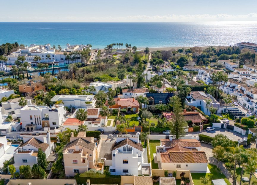 Reventa - House - Detached Villa - Estepona - Costalita