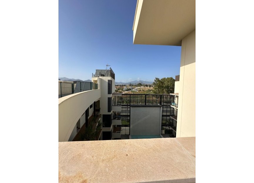 Resale - Ground floor apartment - Estepona - Estepona Centro