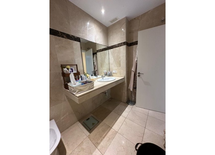 Resale - Ground floor apartment - Estepona - Estepona Centro