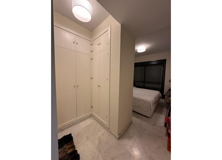 Resale - Ground floor apartment - Estepona - Estepona Centro