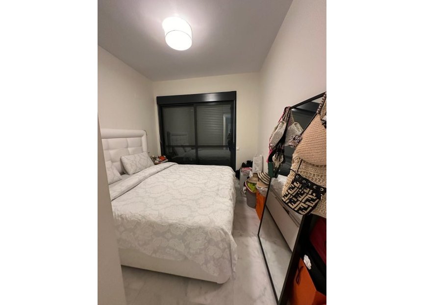 Resale - Ground floor apartment - Estepona - Estepona Centro