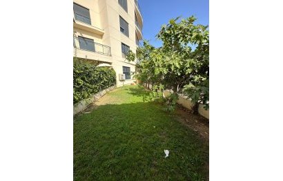 Resale - Ground floor apartment - Estepona - Estepona Centro