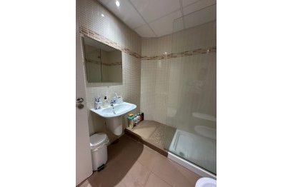 Resale - Ground floor apartment - Estepona - Estepona Centro