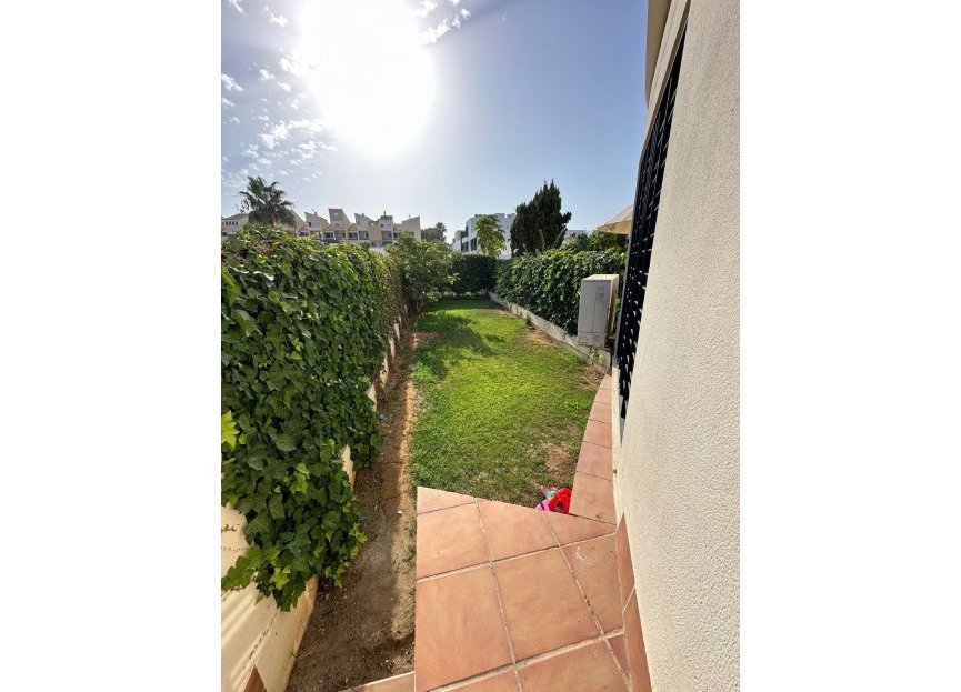 Resale - Ground floor apartment - Estepona - Estepona Centro