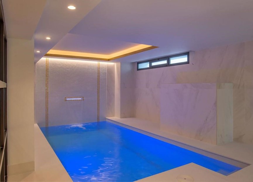 Resale - House - Detached Villa - Marbella - Elviria