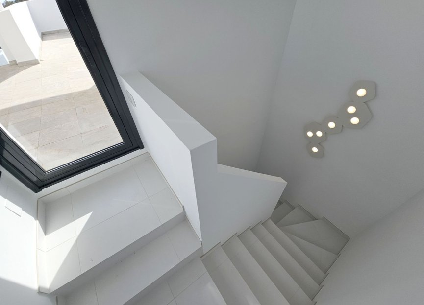 Resale - Apartment - Penthouse - Estepona - Atalaya