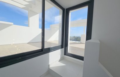 Resale - Apartment - Penthouse - Estepona - Atalaya