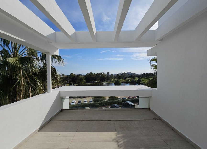 Resale - Apartment - Penthouse - Estepona - Atalaya