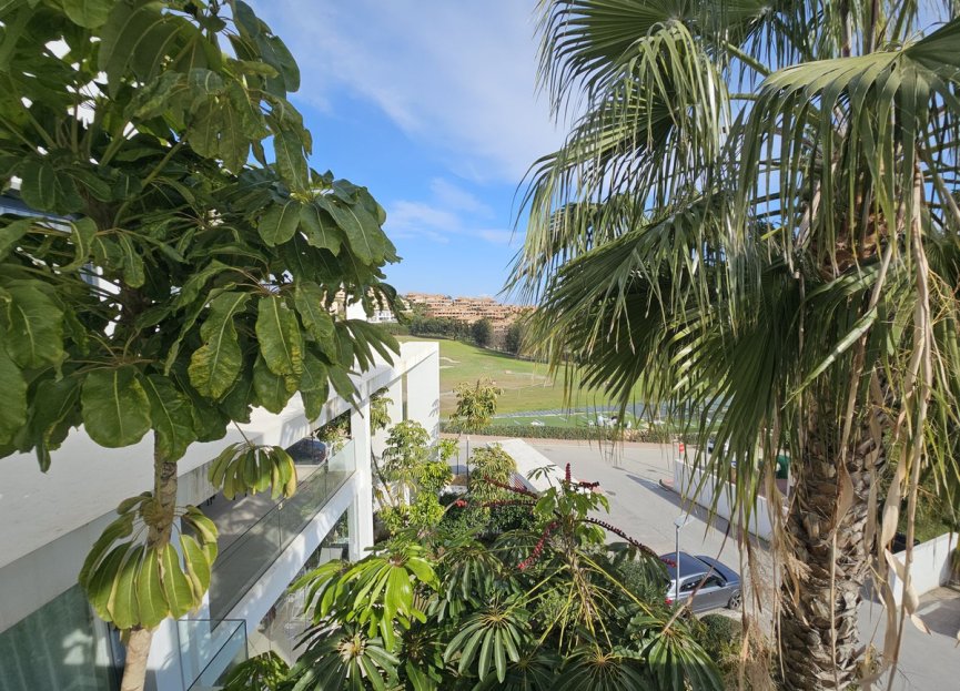 Resale - Apartment - Penthouse - Estepona - Atalaya