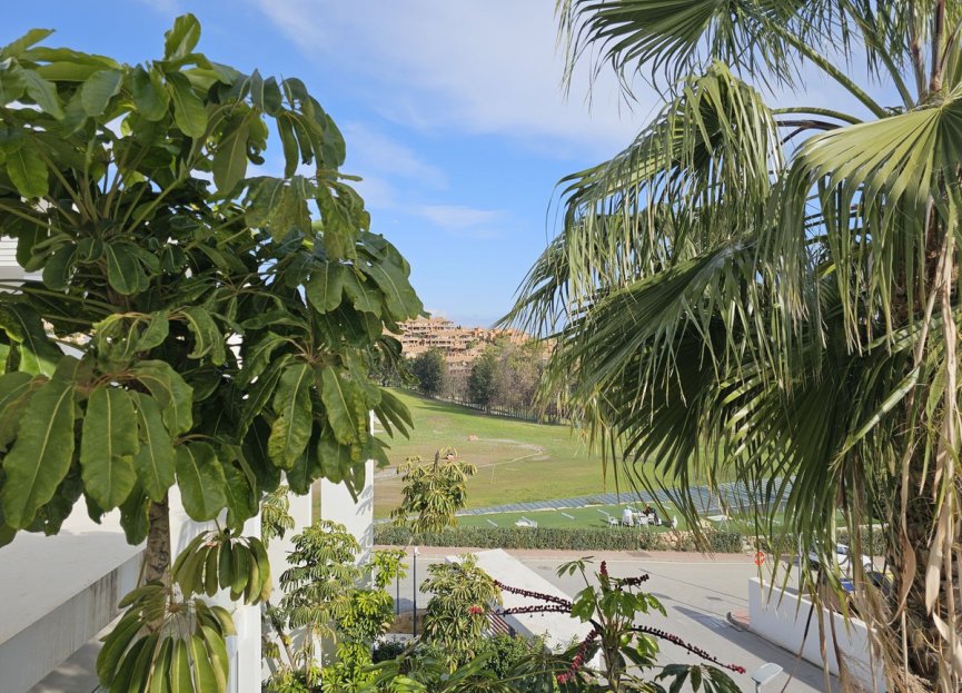 Resale - Apartment - Penthouse - Estepona - Atalaya