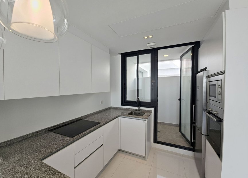 Resale - Apartment - Penthouse - Estepona - Atalaya