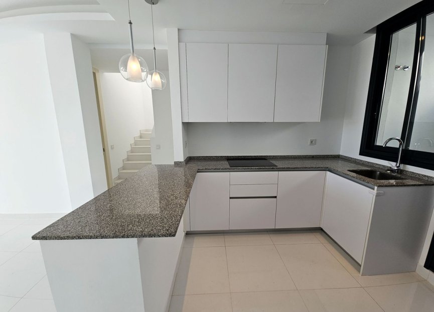 Resale - Apartment - Penthouse - Estepona - Atalaya