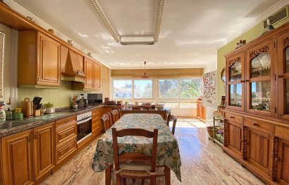 Resale - House - Detached Villa - Marbella - Marbella Centro