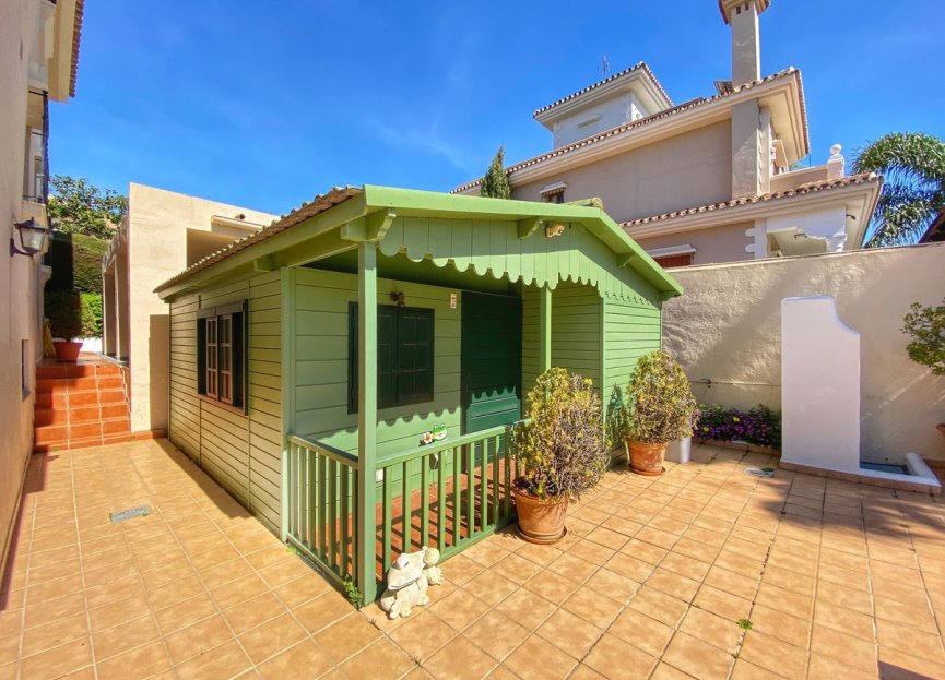 Resale - House - Detached Villa - Marbella - Marbella Centro