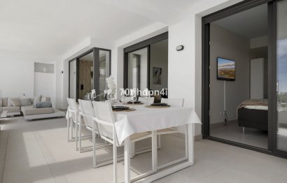 Resale - Apartment - Middle Floor Apartment - Estepona - Estepona Centro