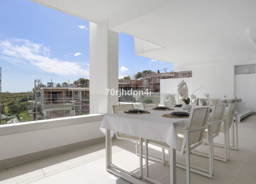 Resale - Apartment - Middle Floor Apartment - Estepona - Estepona Centro