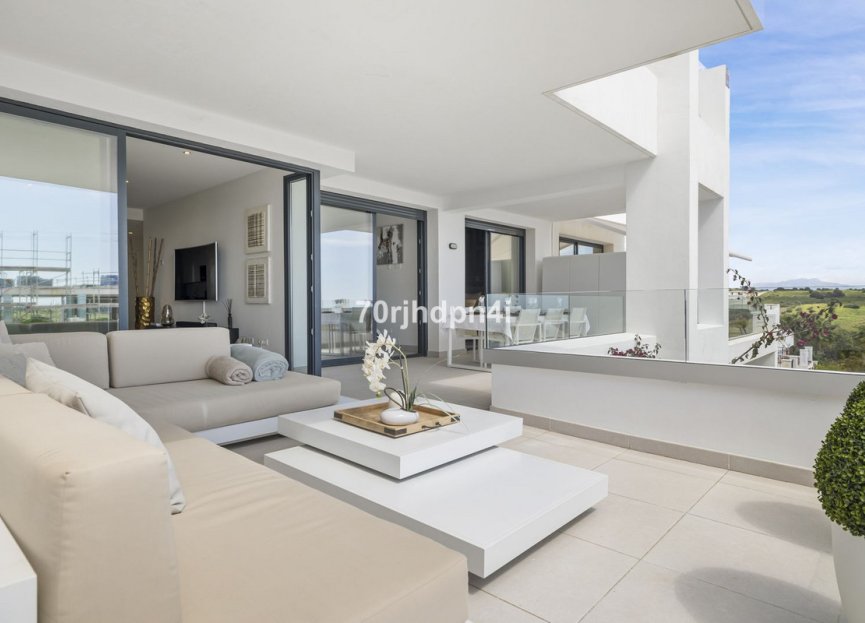 Resale - Apartment - Middle Floor Apartment - Estepona - Estepona Centro